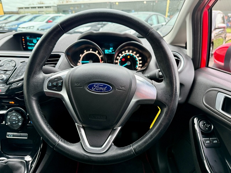 Used Ford Fiesta 2015 for sale - 76863631: Photo 30