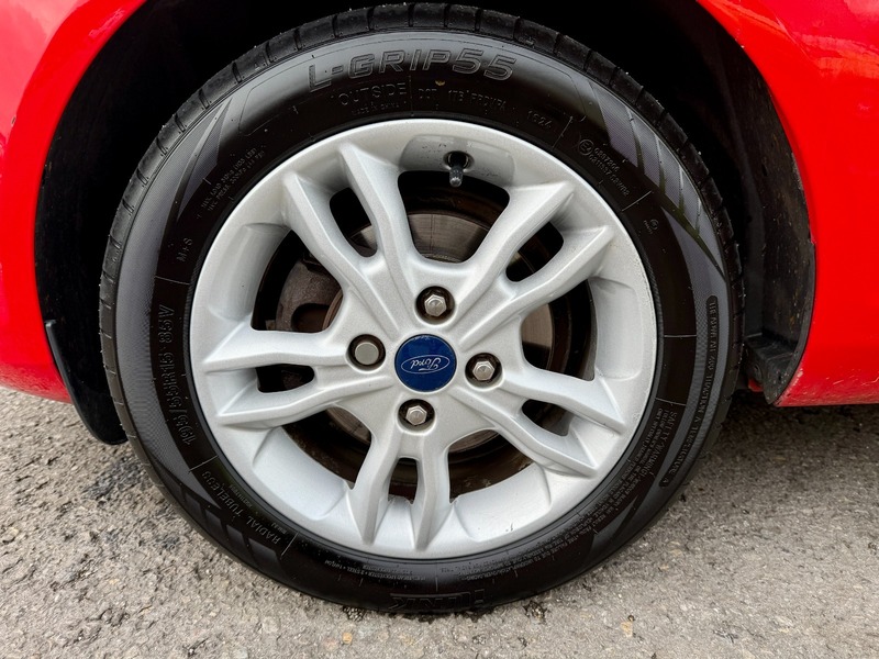 Used Ford Fiesta 2015 for sale - 76863631: Photo 9