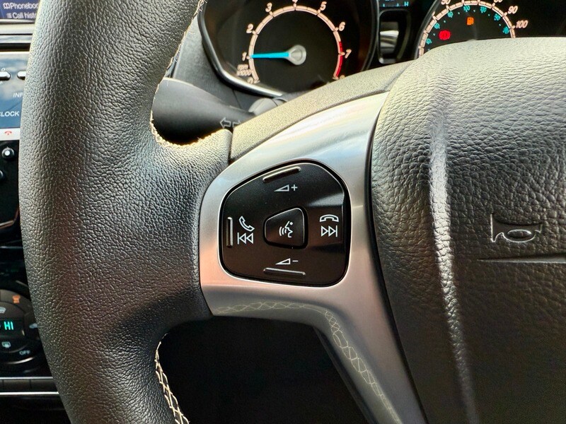 Used Ford Fiesta 2015 for sale - 76536307: Photo 26