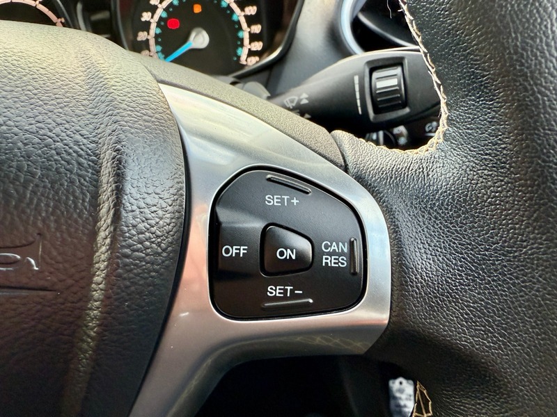 Used Ford Fiesta 2015 for sale - 76536307: Photo 27