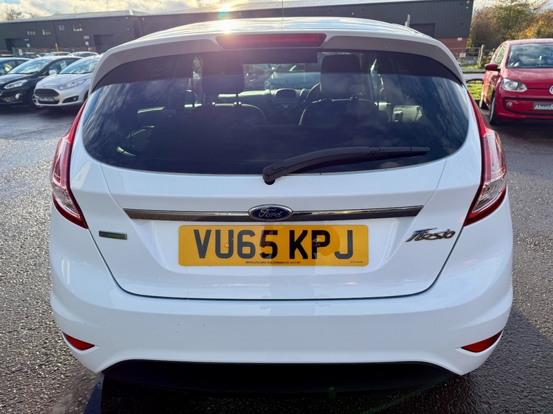 Used Ford Fiesta 2015 for sale - 76536307: Photo 3