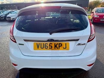 Used Ford Fiesta 2015 for sale - 76536307: Photo