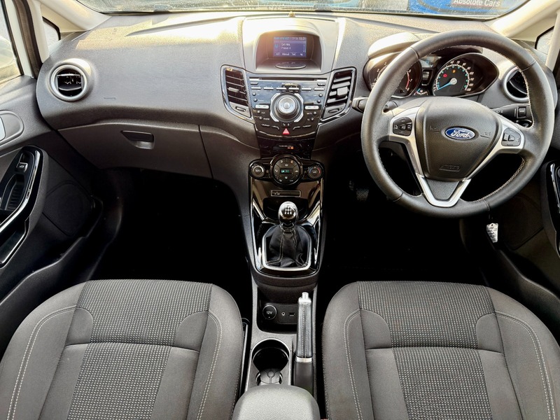 Used Ford Fiesta 2015 for sale - 76536307: Photo 5