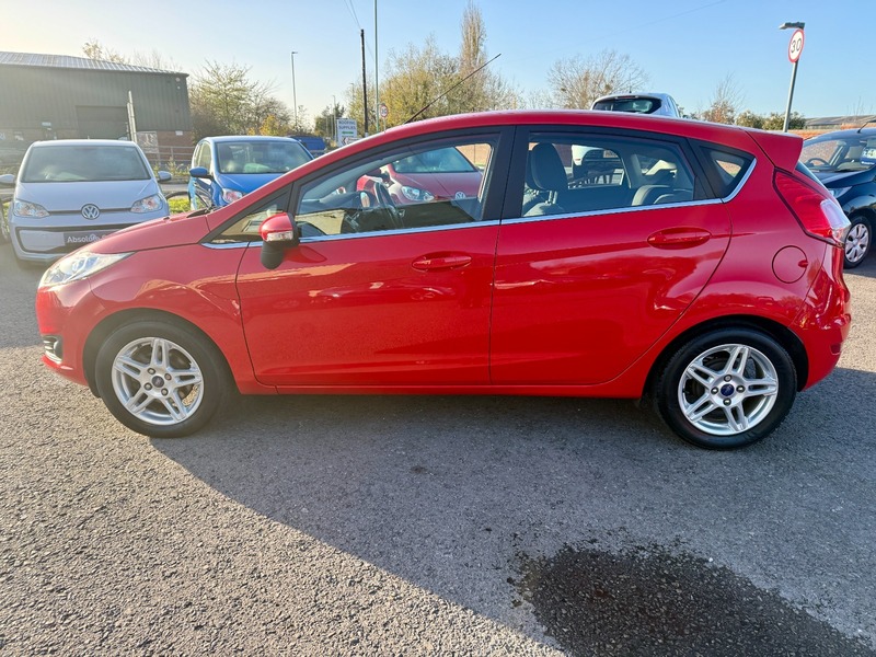 Used Ford Fiesta 2014 for sale - 76605345: Photo 10