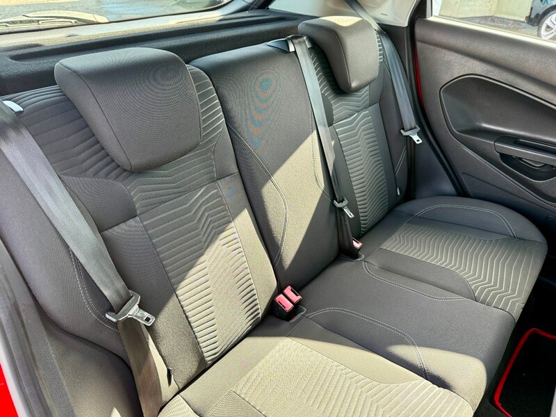 Used Ford Fiesta 2015 for sale - 76500557: Photo 17