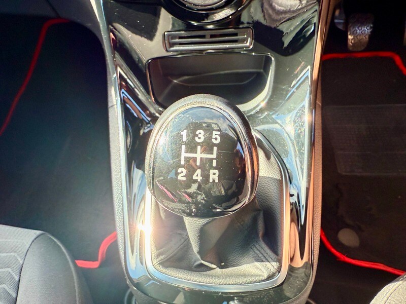 Used Ford Fiesta 2015 for sale - 76500557: Photo 23