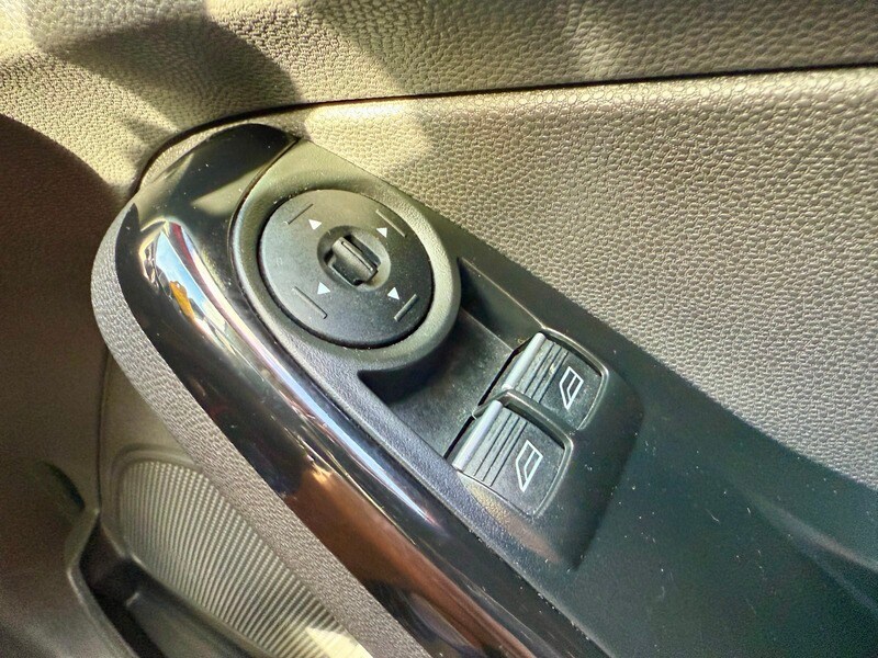 Used Ford Fiesta 2015 for sale - 76500557: Photo 28