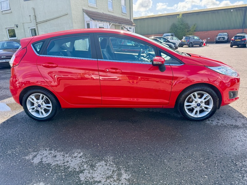 Used Ford Fiesta 2015 for sale - 76500557: Photo 4