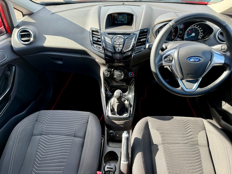 Used Ford Fiesta 2015 for sale - 76500557: Photo 5