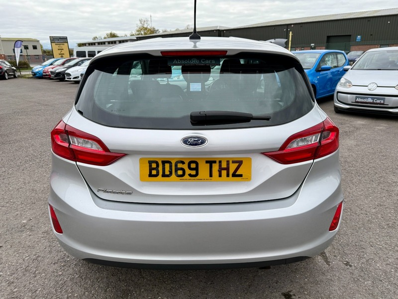 Used Ford Fiesta 2019 for sale - 76500615: Photo 3