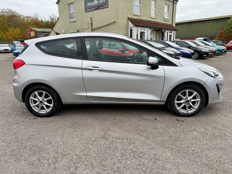 Used Ford Fiesta 2019 for sale - 76500615: Photo 4