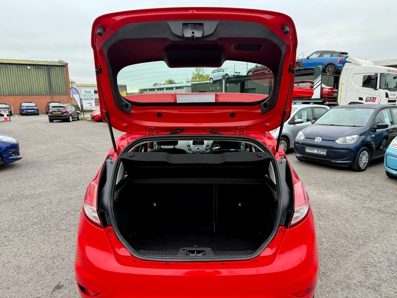 Used Ford Fiesta 2013 for sale - 76500597: Photo 13