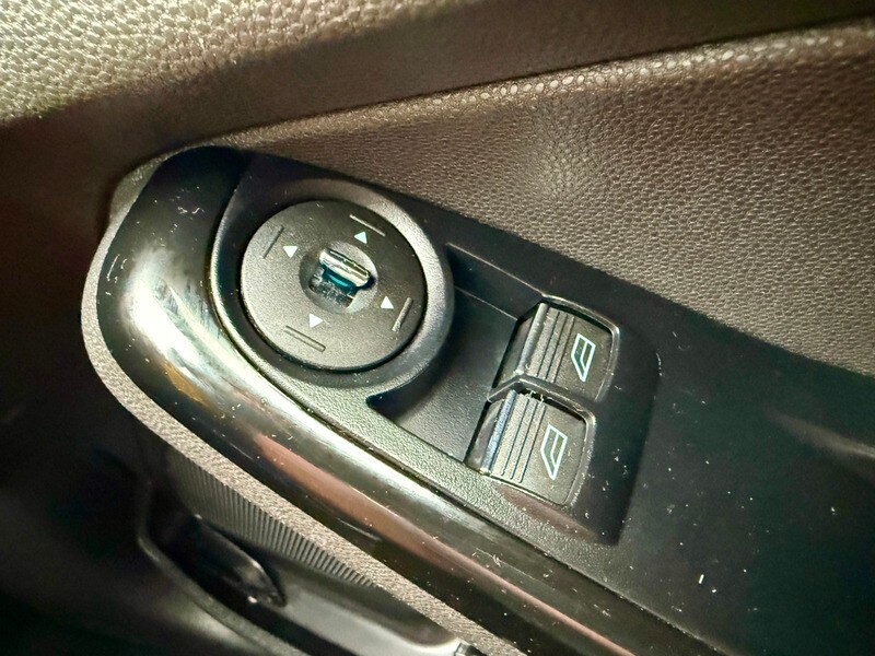 Used Ford Fiesta 2013 for sale - 76500597: Photo 28