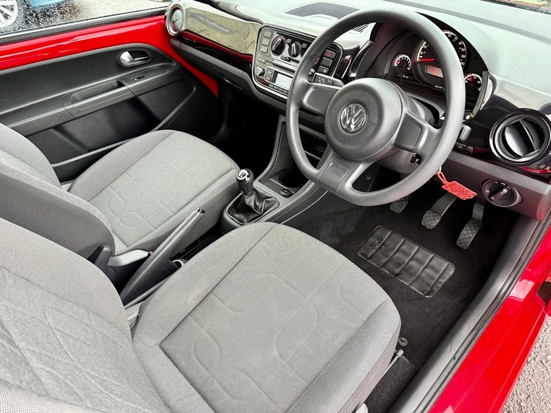 Used Volkswagen up! 2014 for sale - 76884601: Photo 9