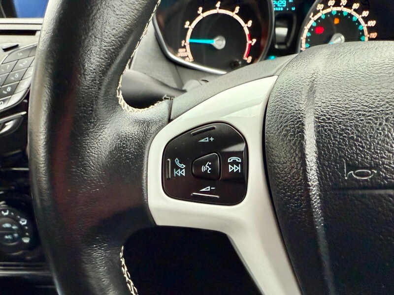 Used Ford Fiesta 2016 for sale - 77065470: Photo 26