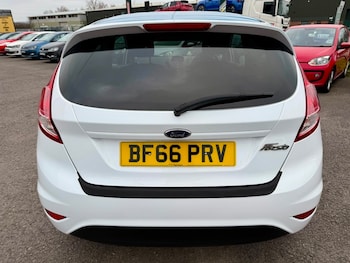 Used Ford Fiesta 2016 for sale - 77065470: Photo