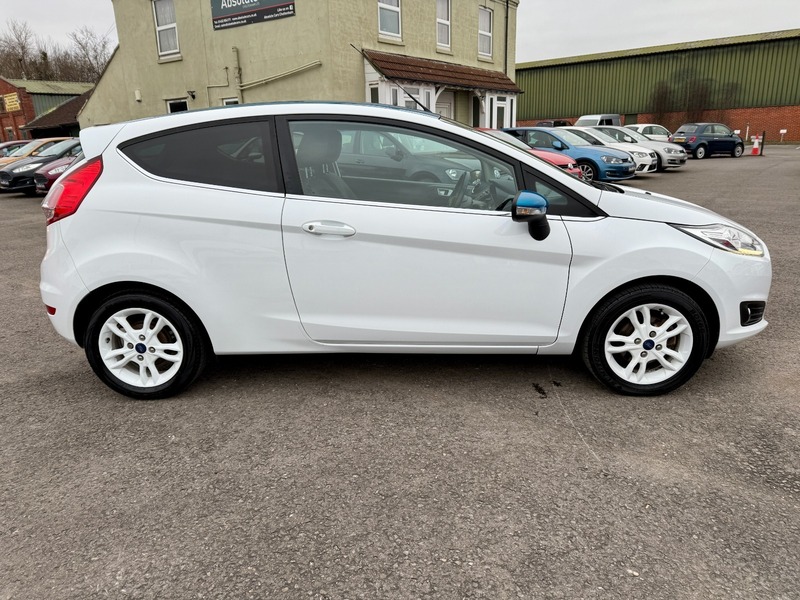 Used Ford Fiesta 2016 for sale - 77065470: Photo 4