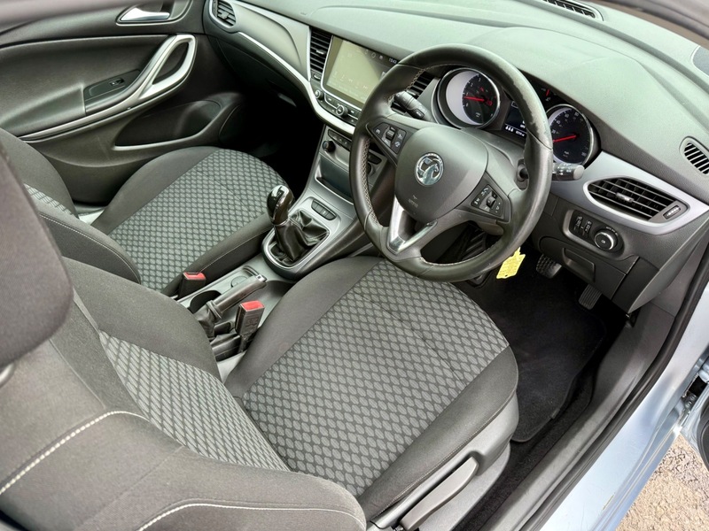 Used Vauxhall Astra 2017 for sale - 76570771: Photo 10