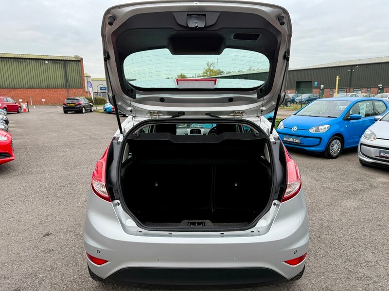 Used Ford Fiesta 2014 for sale - 76500610: Photo 14