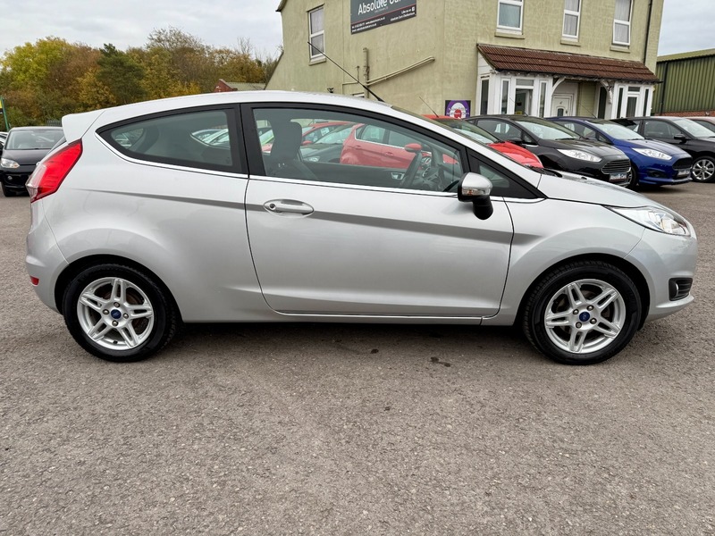 Used Ford Fiesta 2014 for sale - 76500610: Photo 4