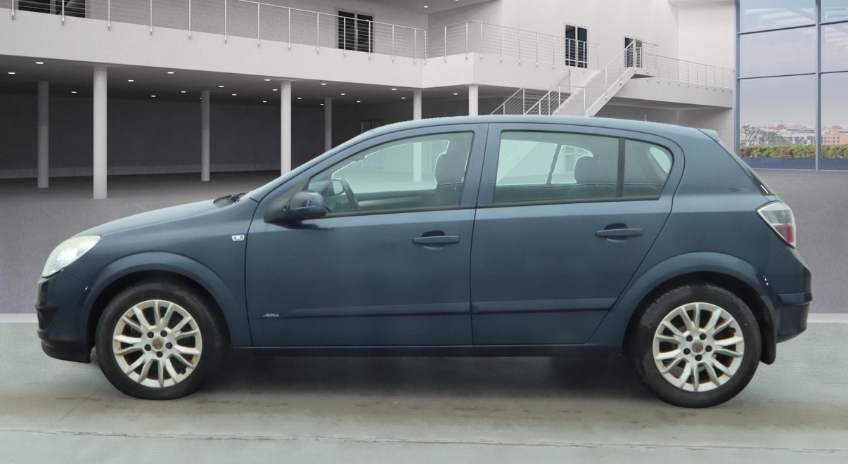 Used Vauxhall Astra 2009 for sale - 76743652: Photo 6