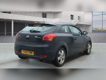 Used Kia Pro Ceed 2010 for sale - 77008890: Photo