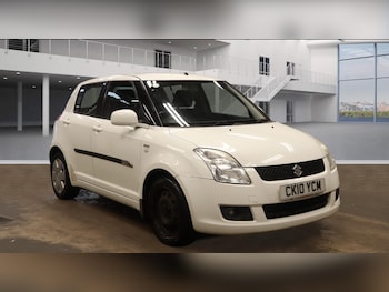 Used Suzuki Swift 2010 for sale - 77564252: Photo