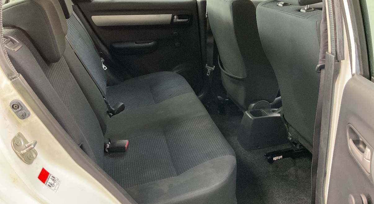 Used Suzuki Swift 2010 for sale - 77564252: Photo 6