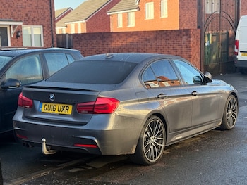 Used BMW 3 Series 2016 for sale - 76743637: Photo