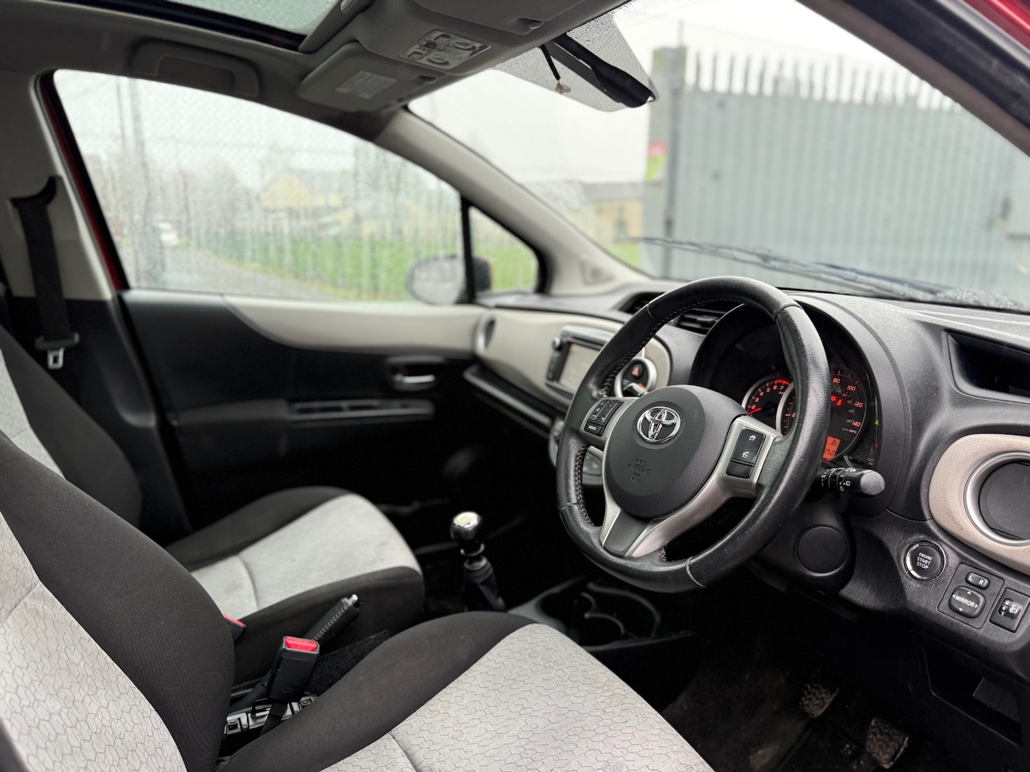 Used Toyota Yaris 2012 for sale - 77522442: Photo 21