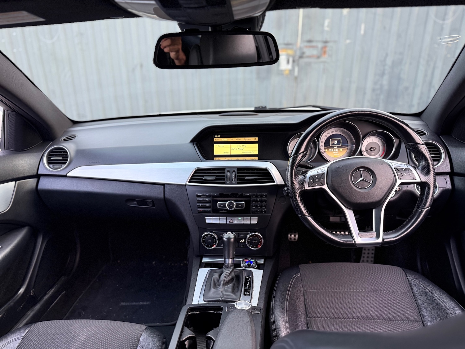 Used Mercedes-Benz C Class 2011 for sale - 76741550: Photo 31