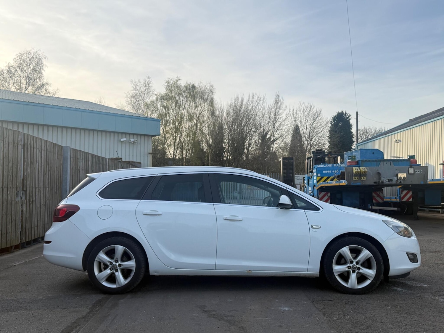 Used Vauxhall Astra 2012 for sale - 76370194: Photo 11