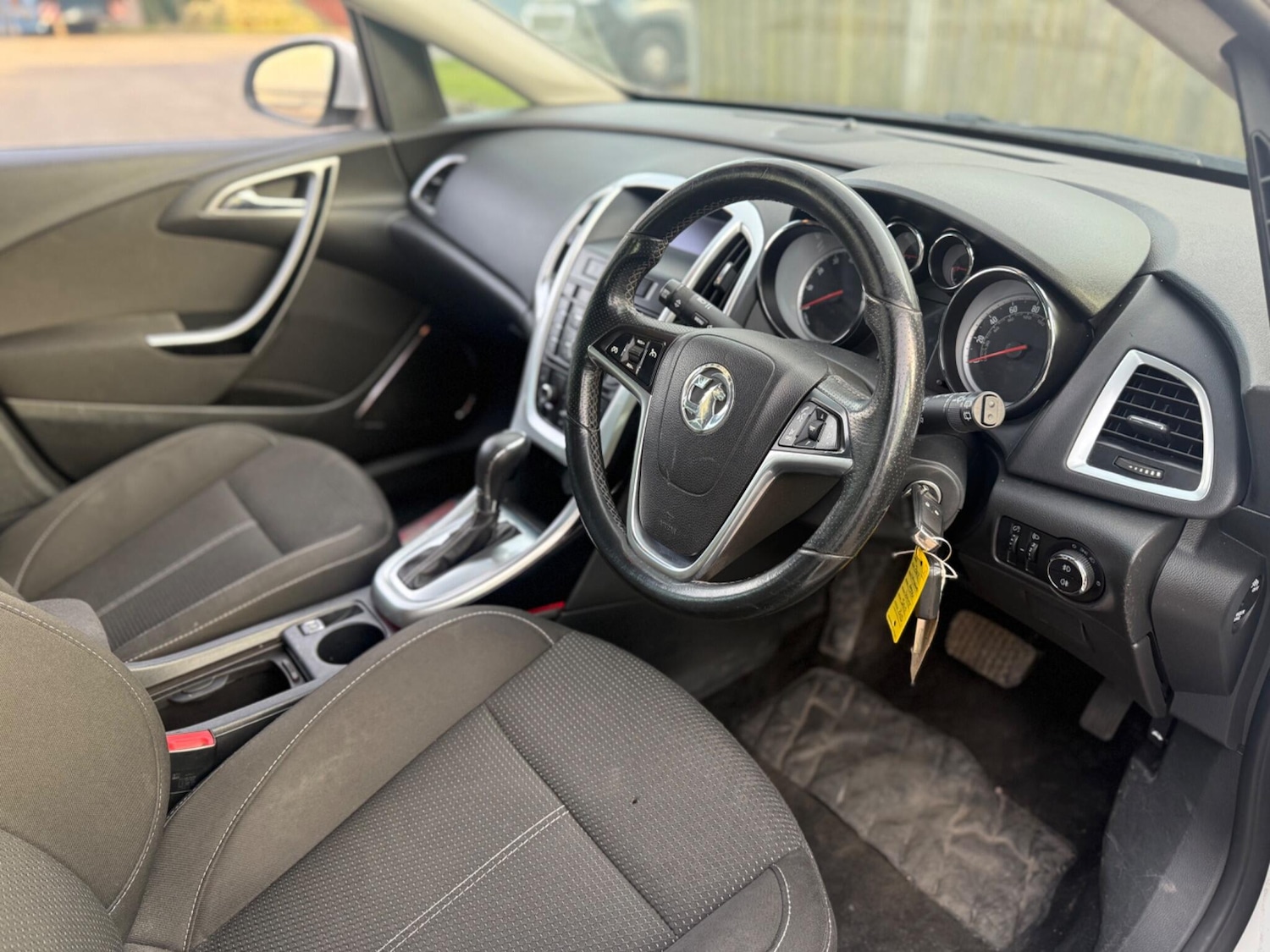 Used Vauxhall Astra 2012 for sale - 76370194: Photo 18