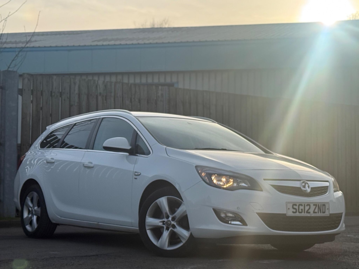 Used Vauxhall Astra 2012 for sale - 76370194: Photo 4
