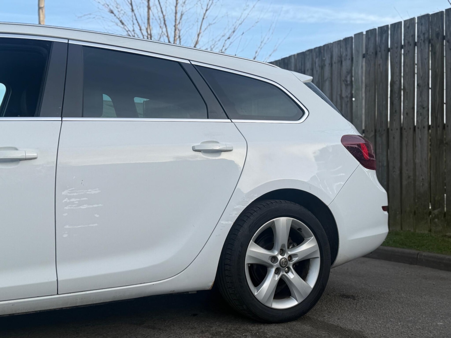 Used Vauxhall Astra 2012 for sale - 76370194: Photo 7