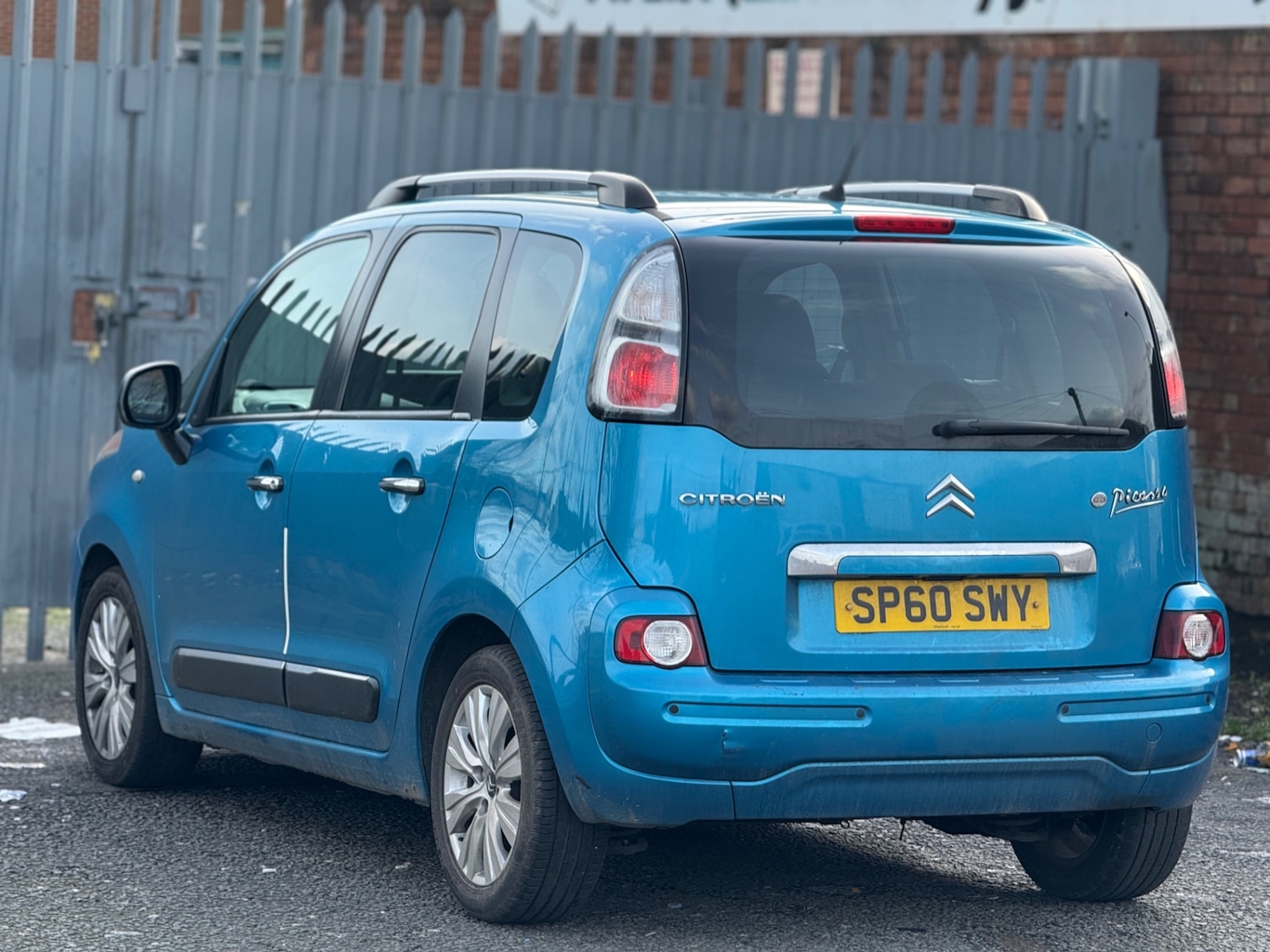 Used Citroen C3 Picasso 2010 for sale - 77564278: Photo 15