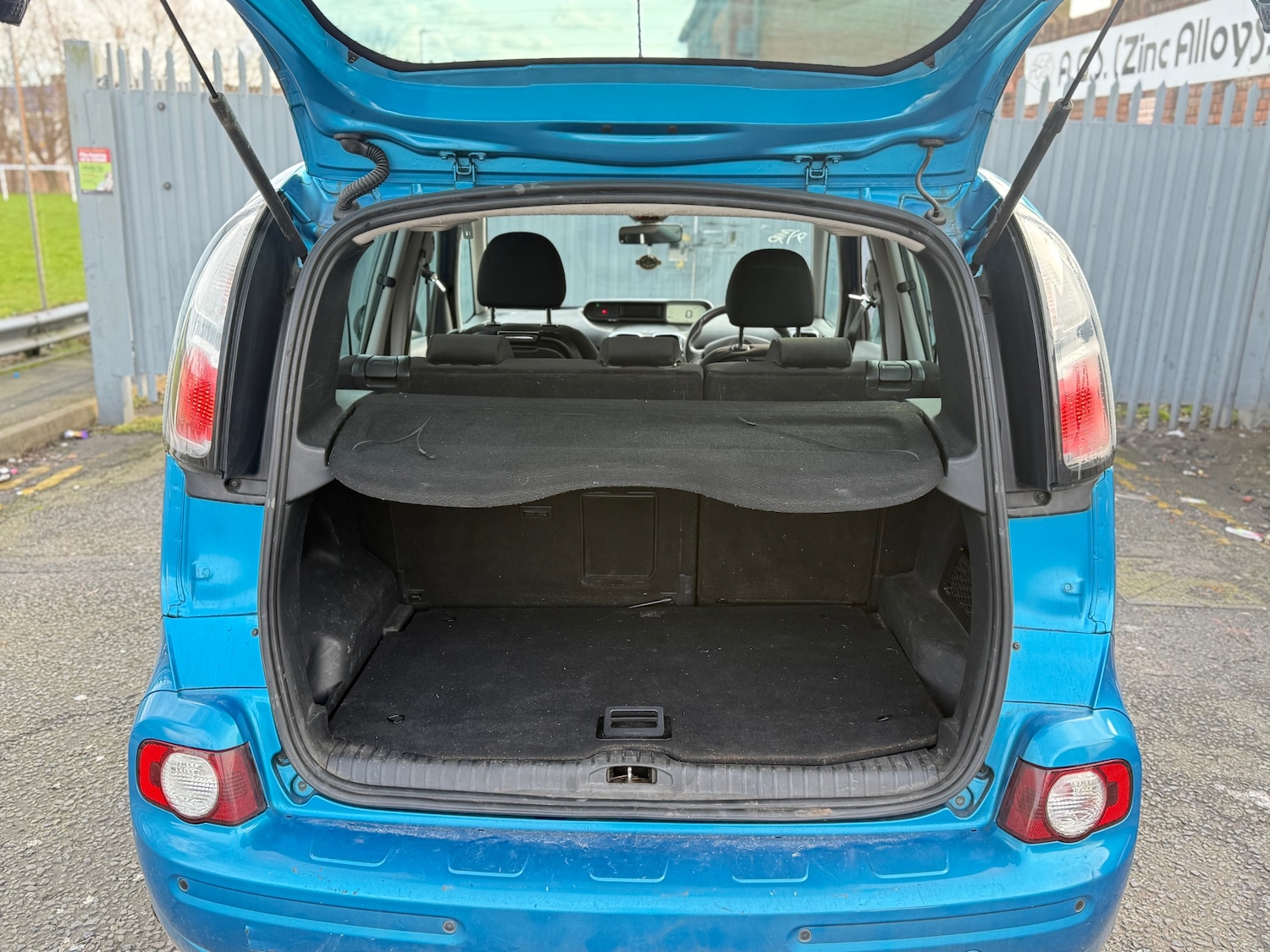 Used Citroen C3 Picasso 2010 for sale - 77564278: Photo 18