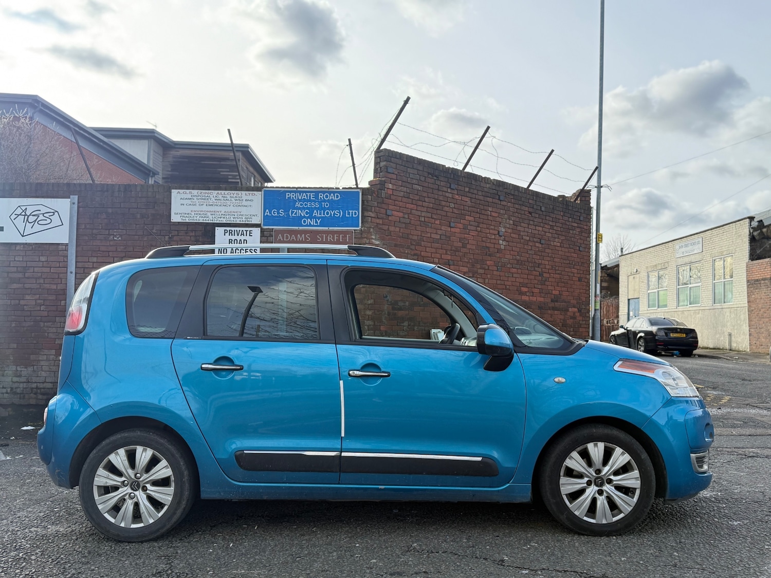 Used Citroen C3 Picasso 2010 for sale - 77564278: Photo 9
