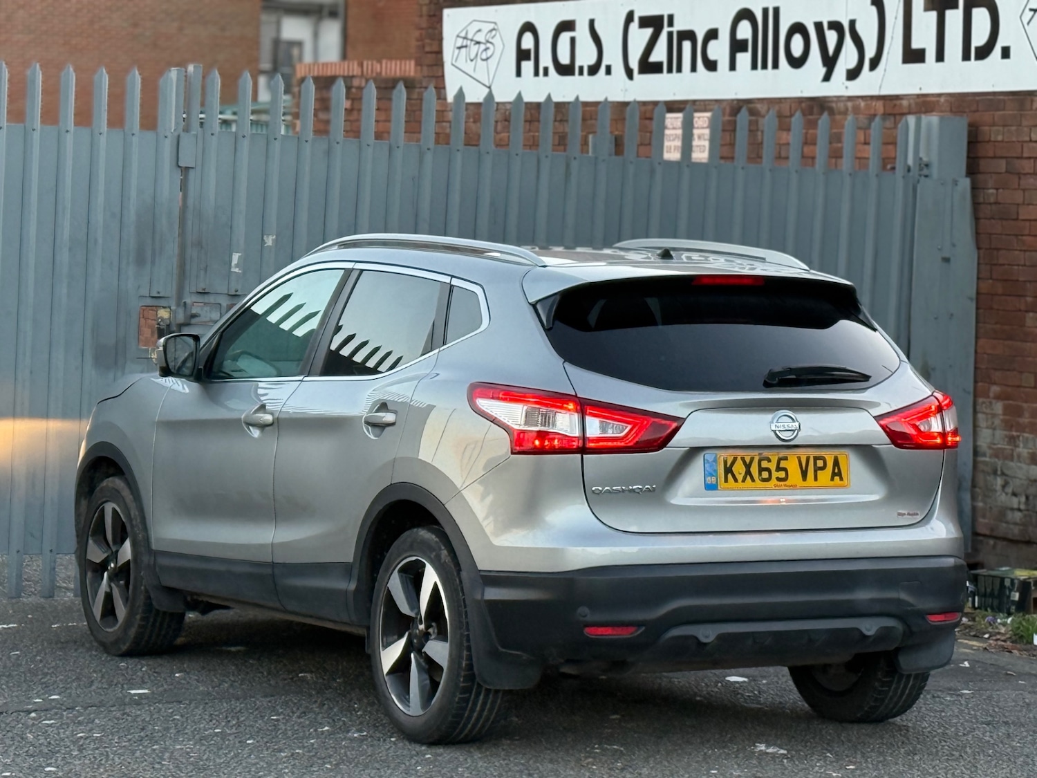Used Nissan Qashqai 2015 for sale - 76743648: Photo 18
