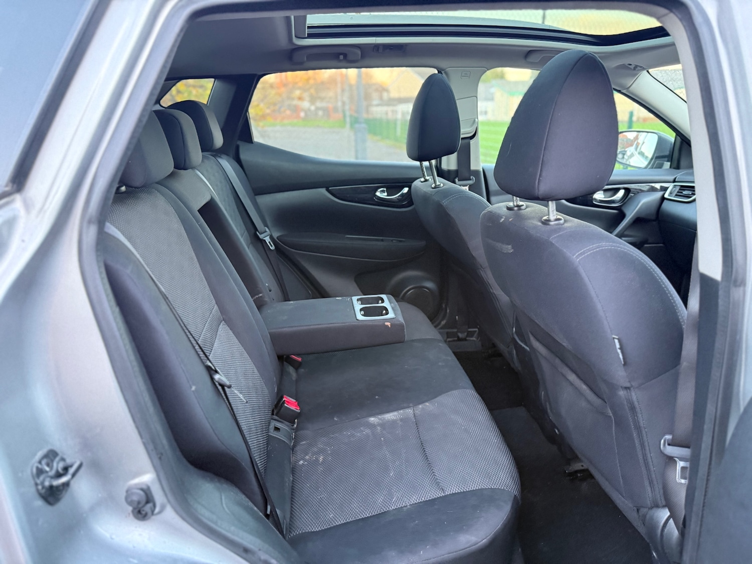 Used Nissan Qashqai 2015 for sale - 76743648: Photo 24