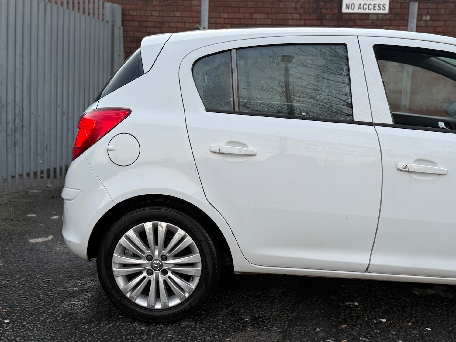 Used Vauxhall Corsa 2013 for sale - 77008885: Photo 11