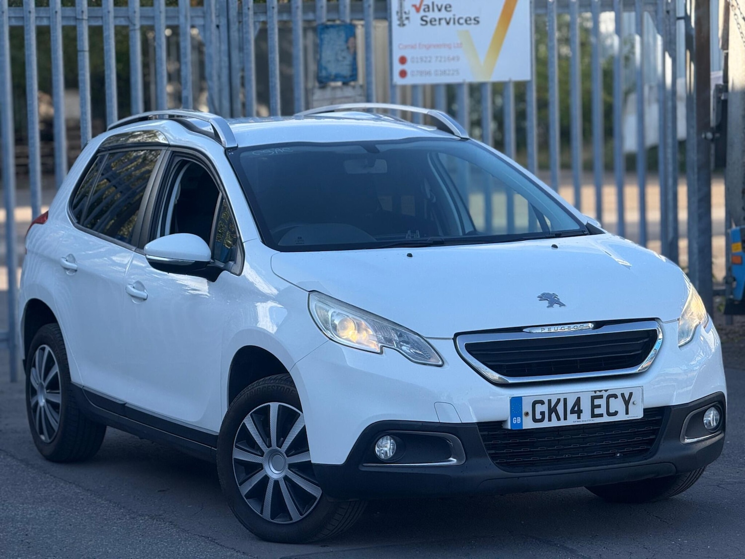 Used Peugeot 2008 for sale - 76537858: Photo 1