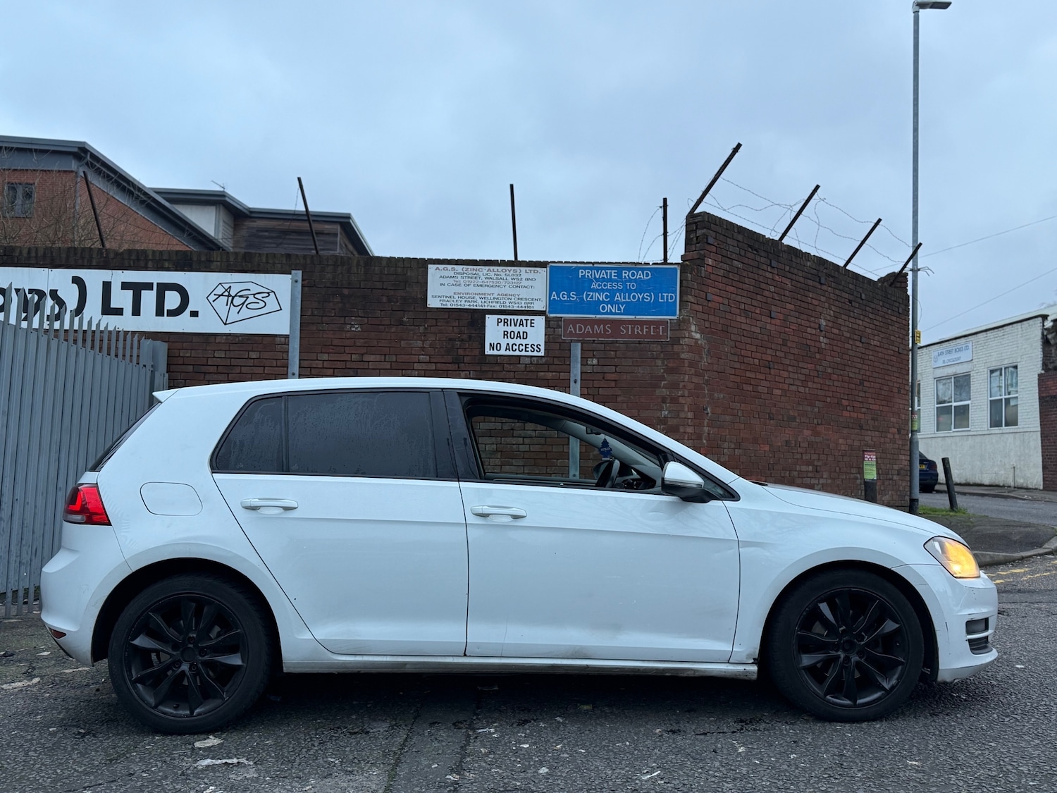 Used Volkswagen Golf 2013 for sale - 76743646: Photo 16