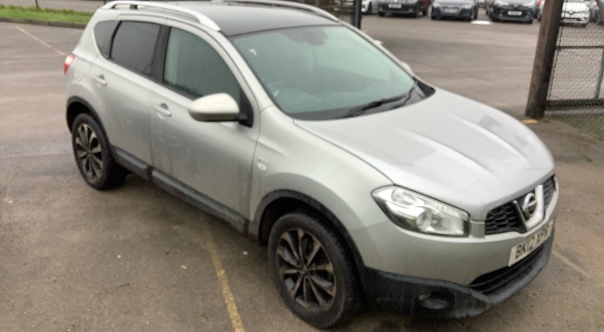 Used Nissan Qashqai 2012 for sale - 77264233: Photo 2