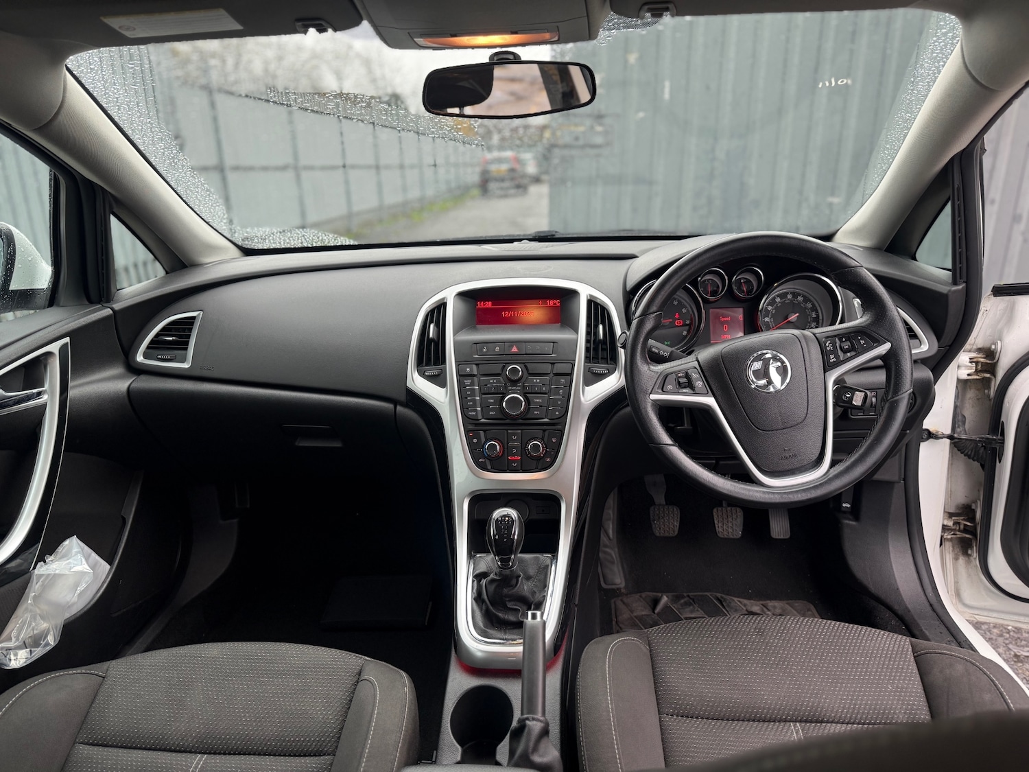 Used Vauxhall Astra 2014 for sale - 76743644: Photo 37