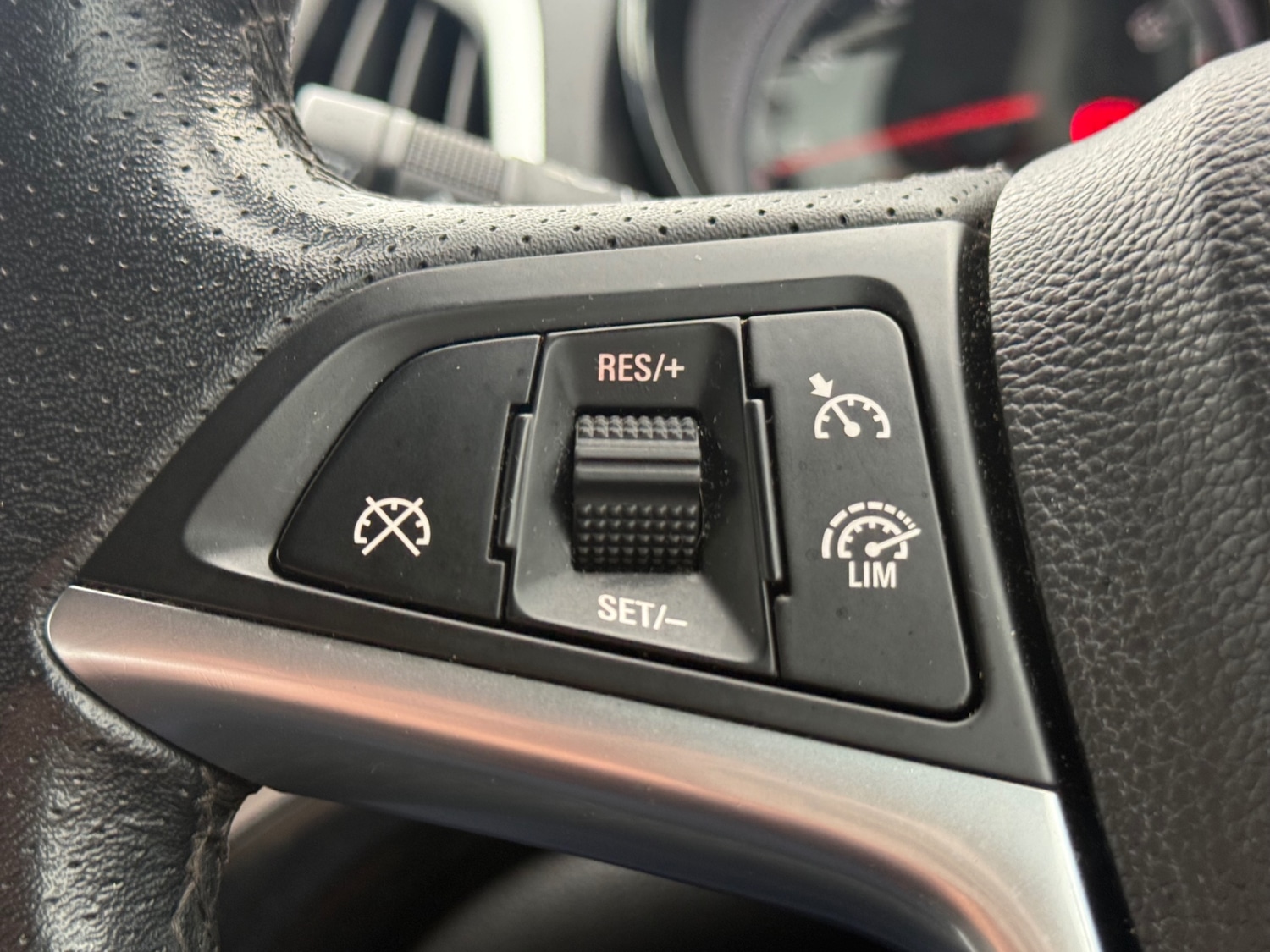 Used Vauxhall Astra 2014 for sale - 76743644: Photo 45