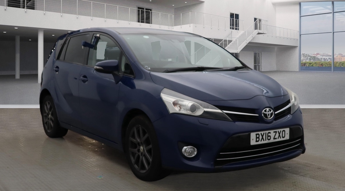 Used Toyota Verso 2016 for sale - 77579095: Photo 2