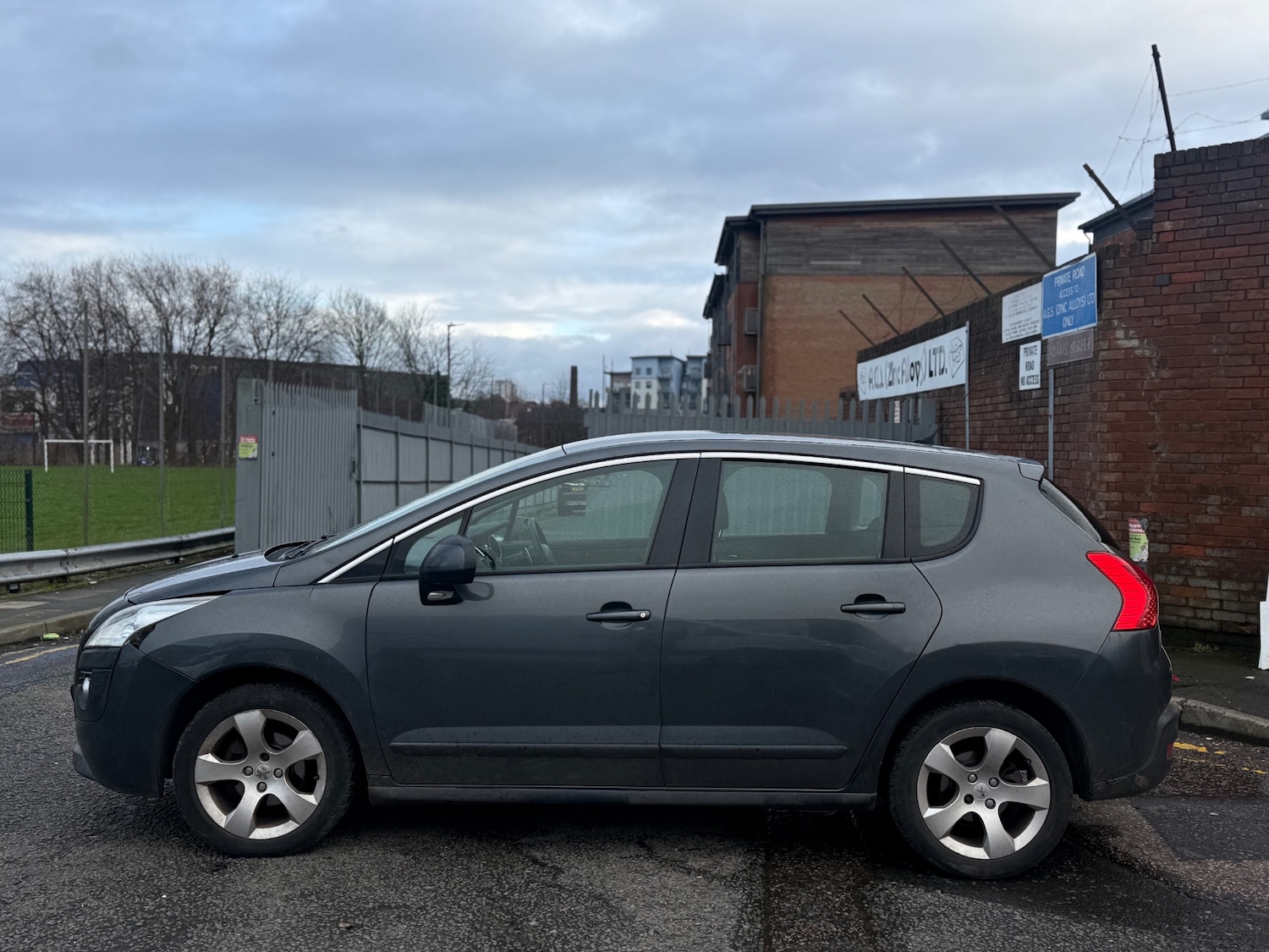 Used Peugeot 3008 2010 for sale - 77578964: Photo 4