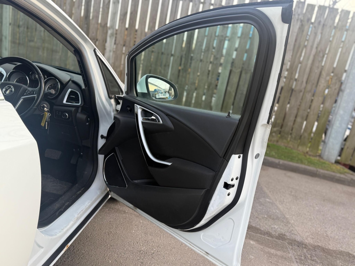 Used Vauxhall Astra for sale - 76527671: Photo 24