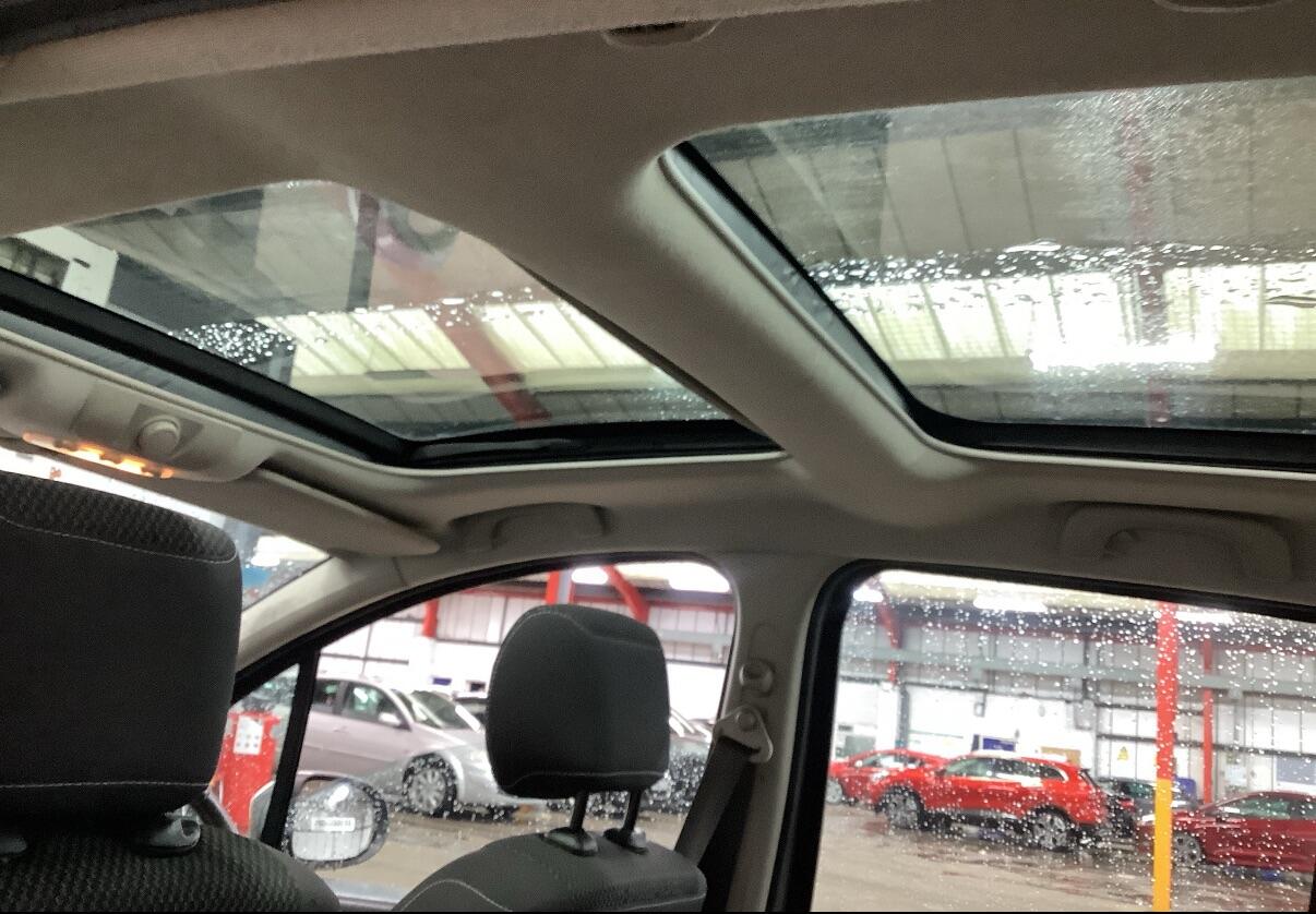 Used Renault Grand Modus 2011 for sale - 76591966: Photo 12